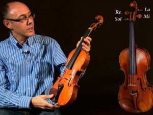 La elegante simplicidad del violín y su arco