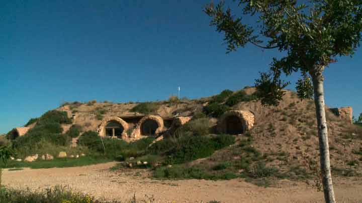 Casa cueva bioclimática-1